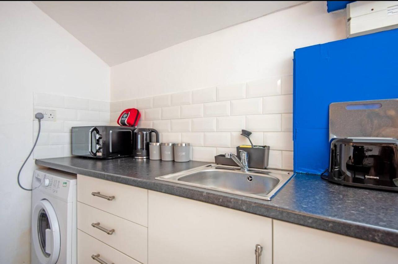 5 Minute Walk From Bury City Centre -1 Bed Flat Luaran gambar